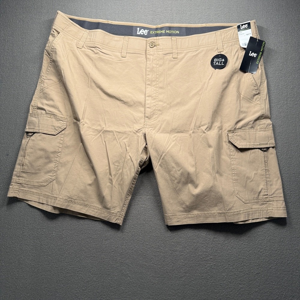 Lee Extreme Motion Cargo Shorts Mens Size 52 Nomad Tan Big & Tall 102287029